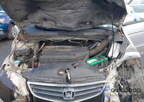 2003 Honda Odyssey Ex-L z USA, uszkodzony, nr VIN 5FNRL18003B132156